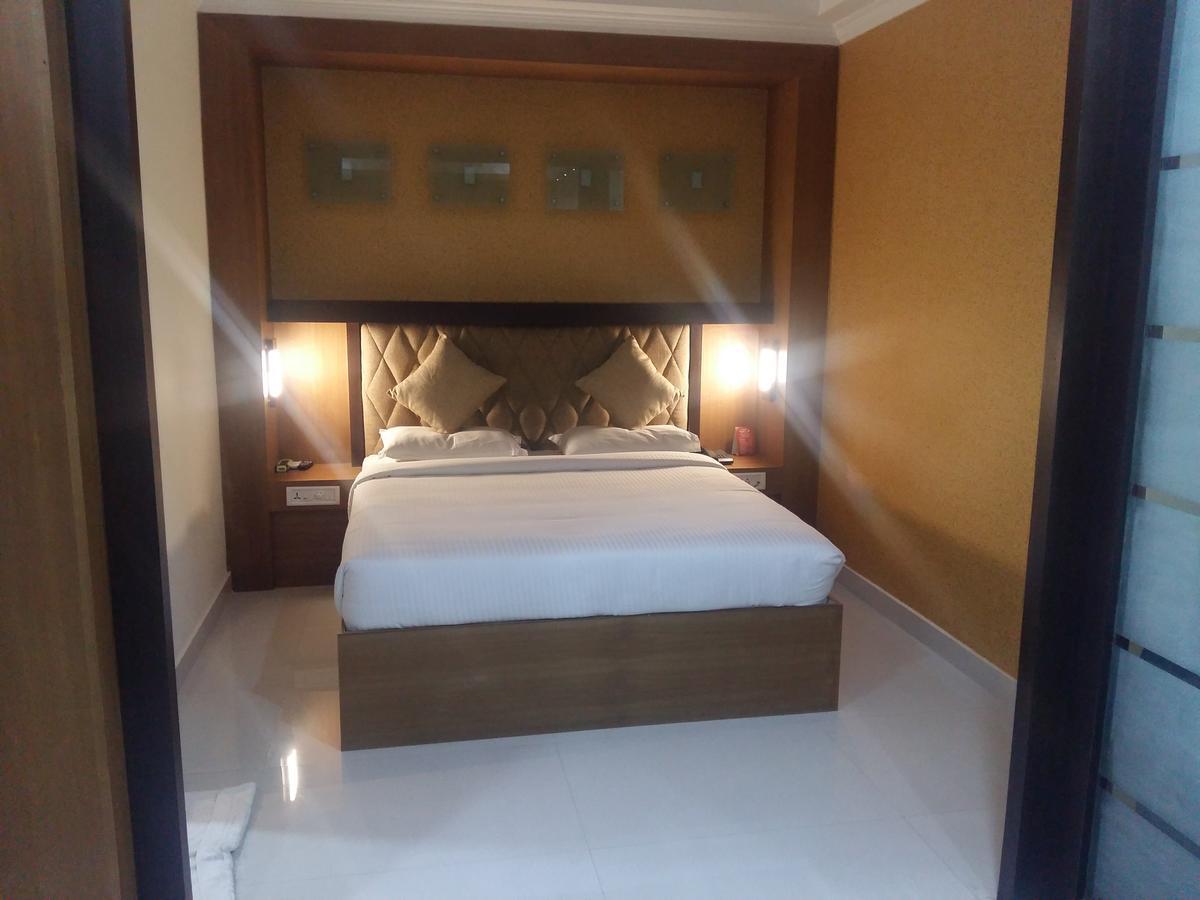 Thrissur Sree Gokulam Residency酒店 外观 照片